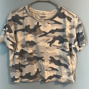 Old Navy Crop Tee, Size M